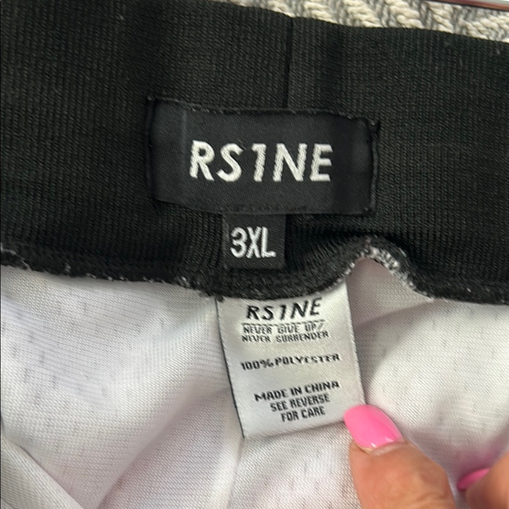 RS1NE 3XL Shorts 🩳